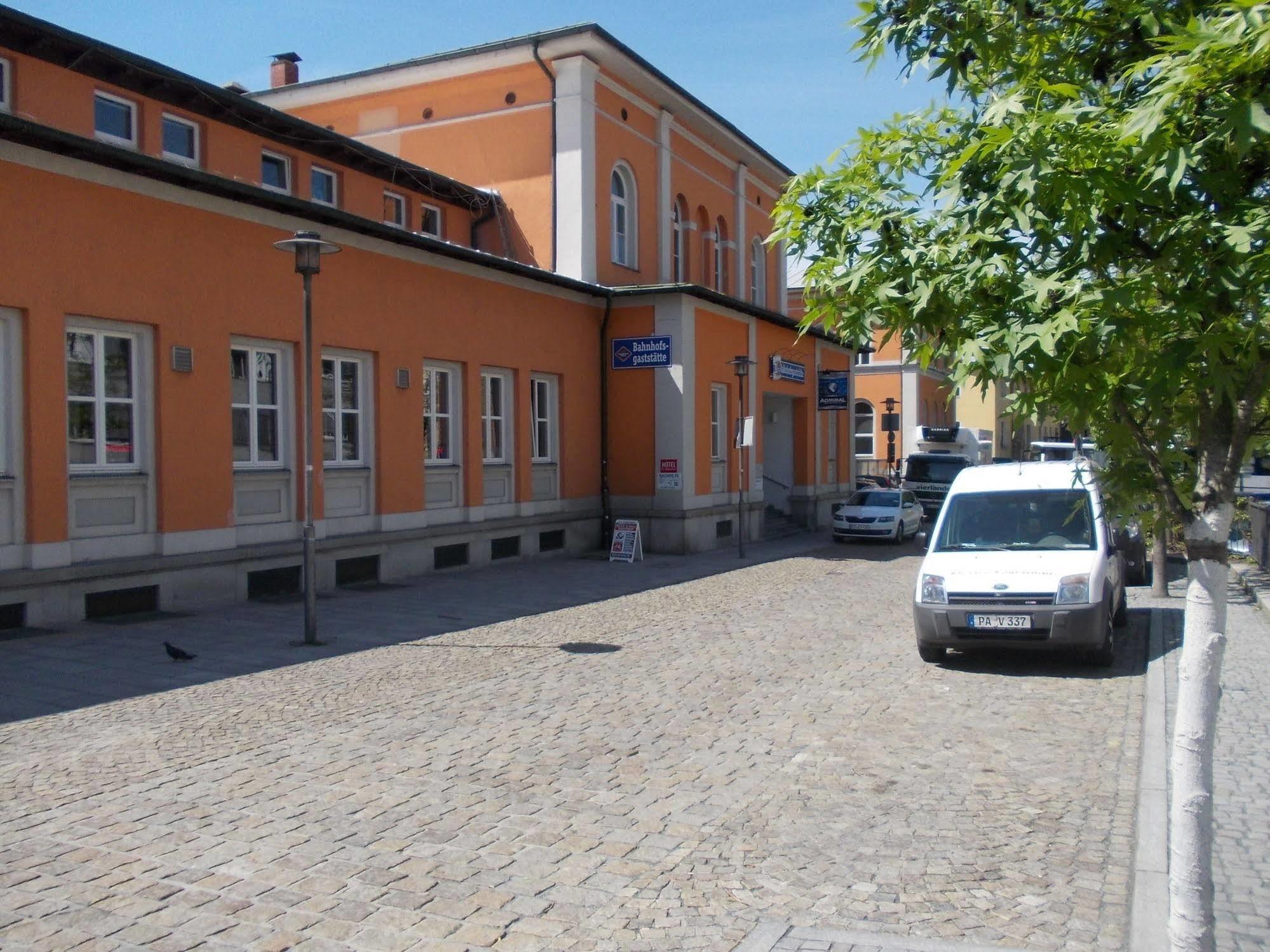 Hotel Im Bahnhof Passau Eksteriør bilde