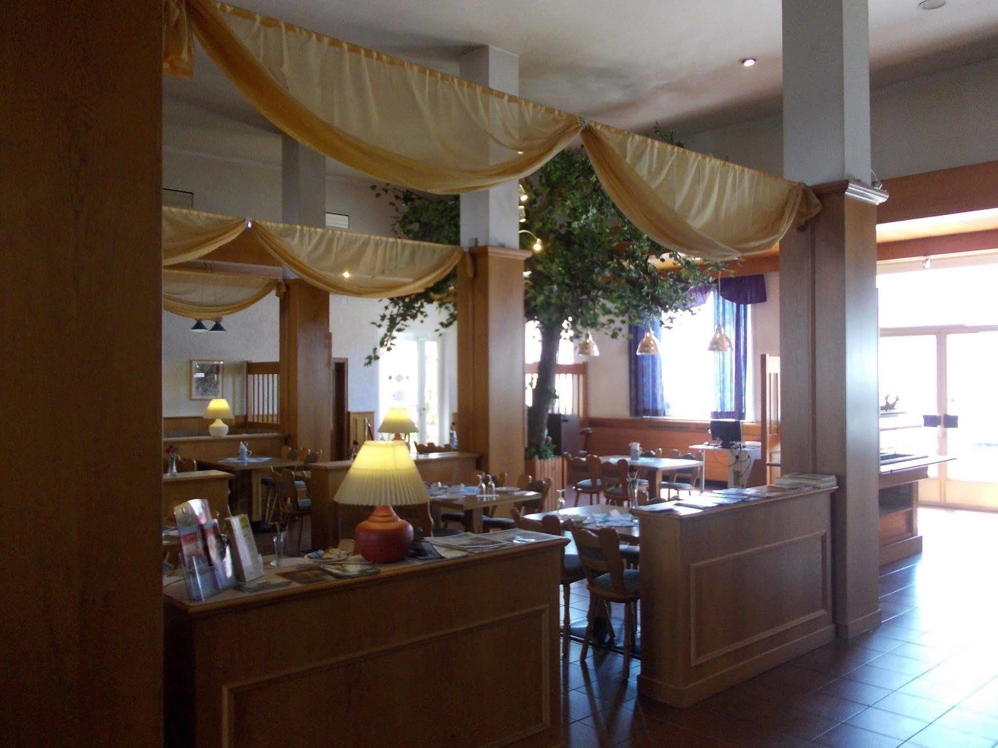 Hotel Im Bahnhof Passau Eksteriør bilde